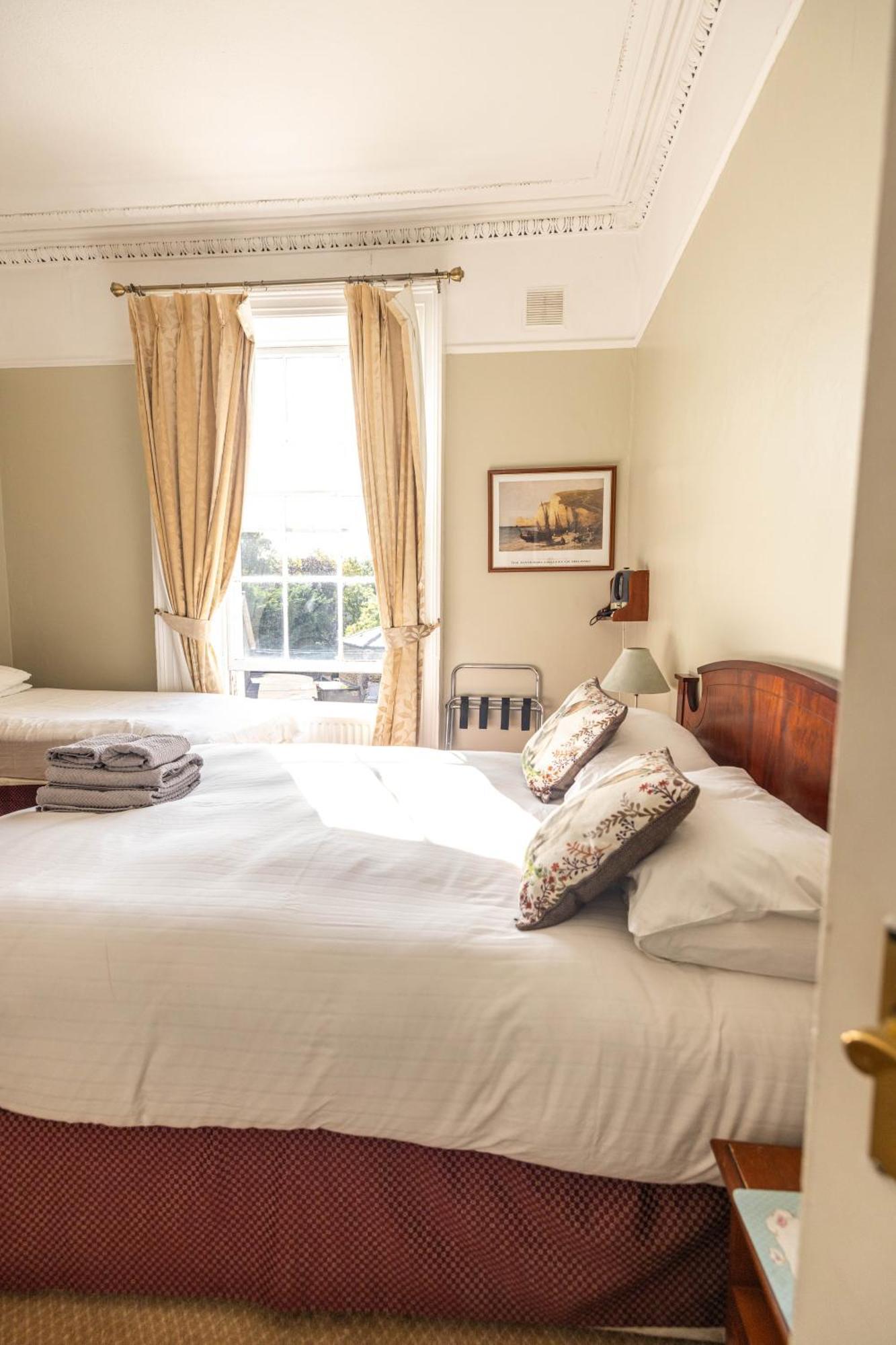 Abbeyleigh House Bed and Breakfast Dublino Esterno foto